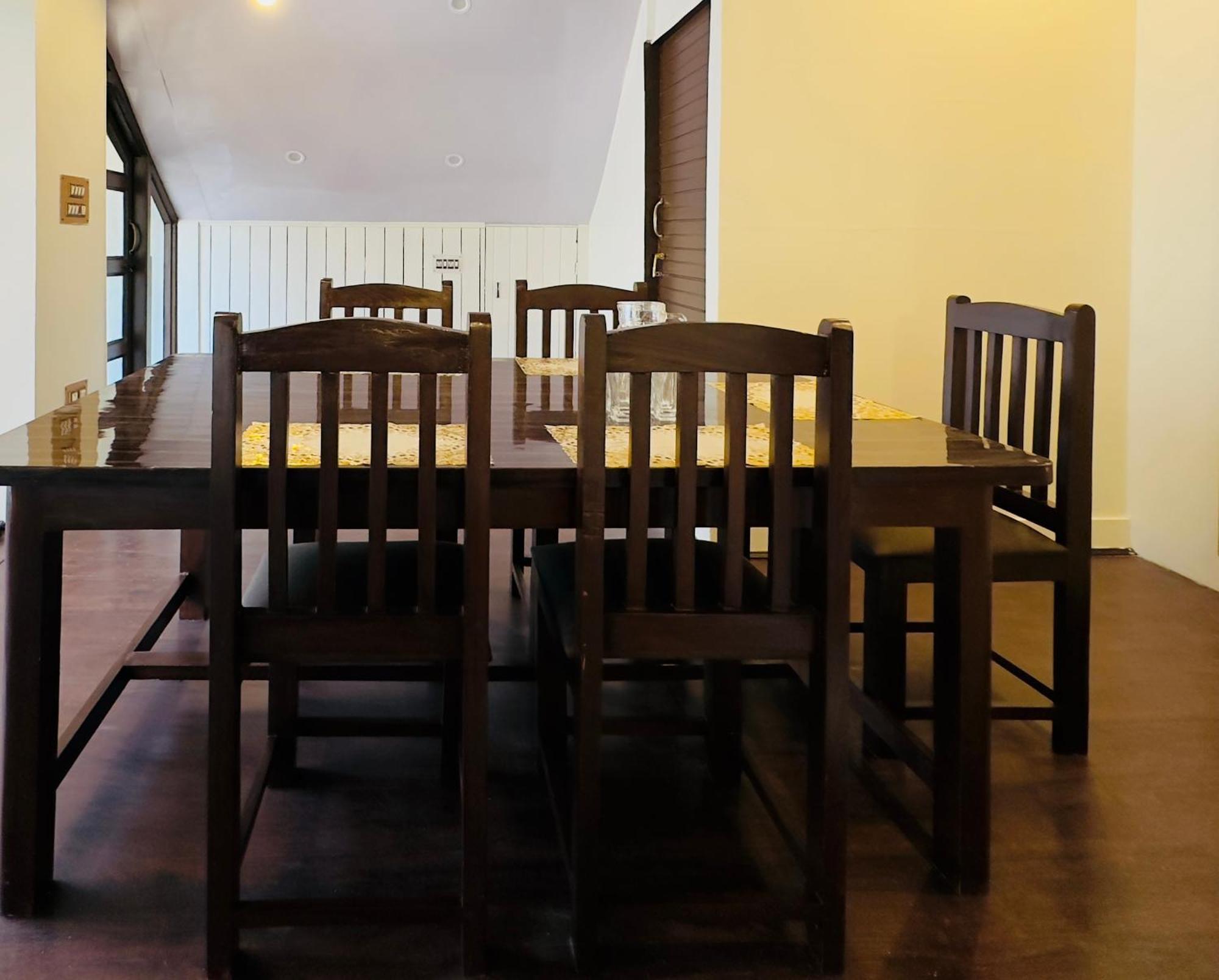 מלון Srīnagar The Chinar Retreat Hut מראה חיצוני תמונה