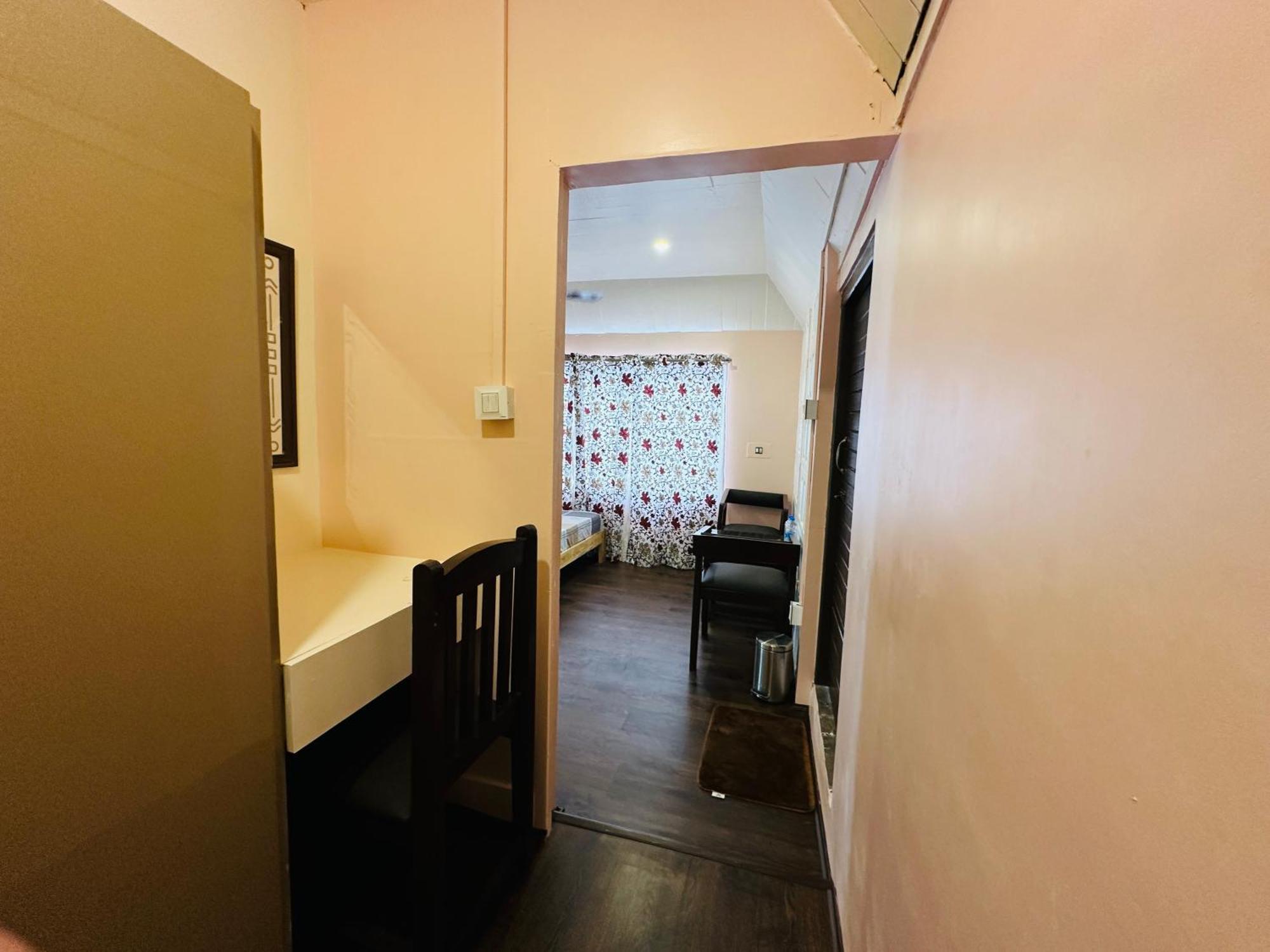 מלון Srīnagar The Chinar Retreat Hut חדר תמונה